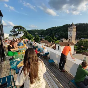 https://auberge-de-jeunesse-hi-cahors.midi-pyreneeshotels.com