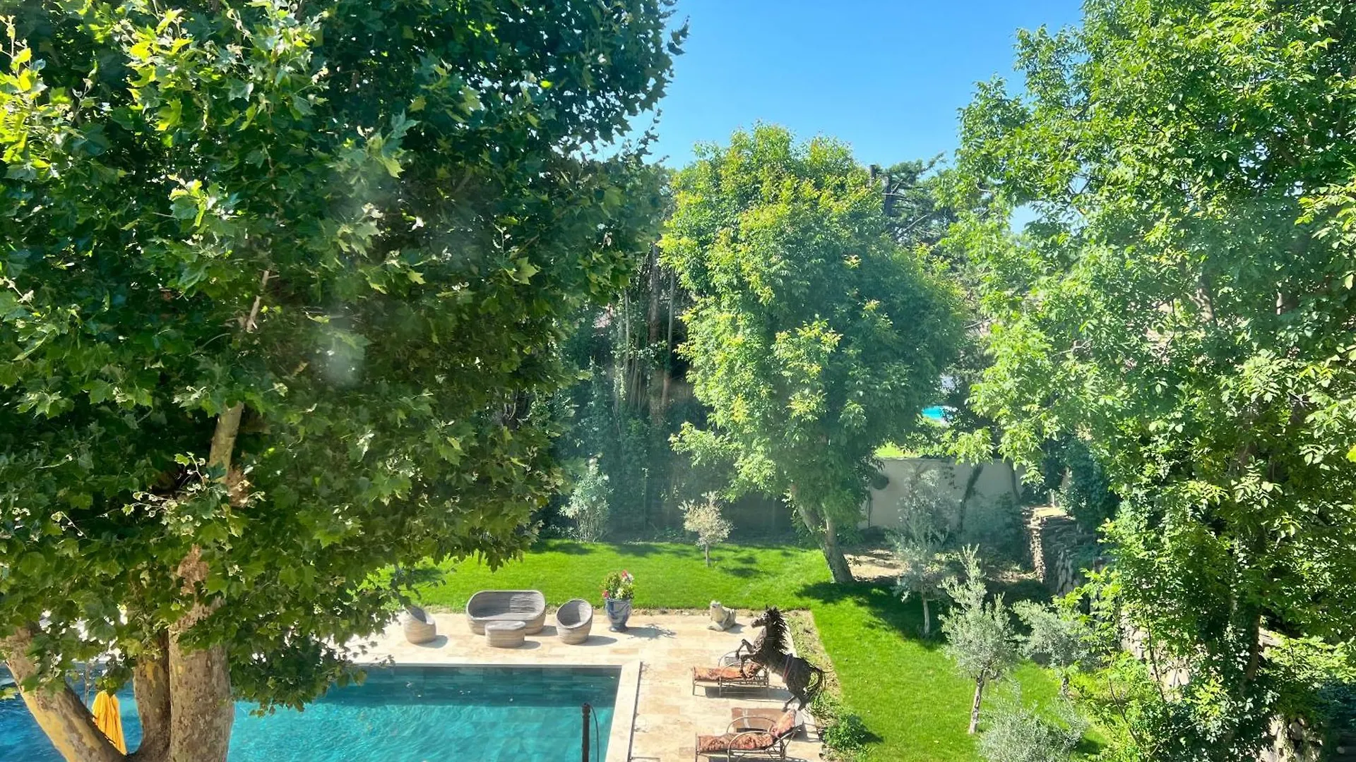 Villa Pauline Avignon Bed & Breakfast